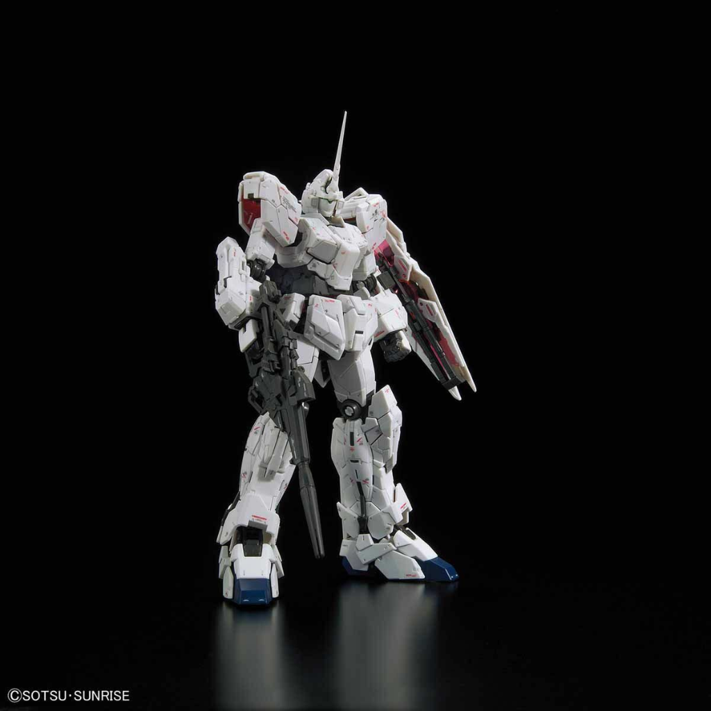RG 1/144 UNICORN GUNDAM Gundam Model Kit Bandai   